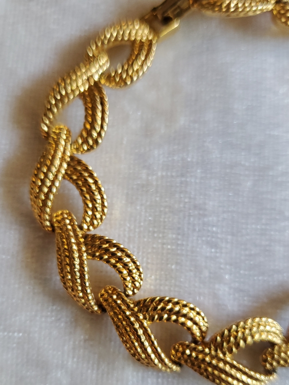 Vintage NAPIER signed Gold Tone Braided Link Choker Necklace & Bracelet Set - Picture 7 of 8
